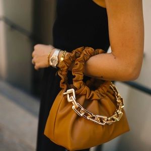 Verafied New York Clod Bag Caramel never used!